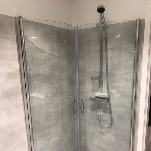 Bild J L Golv & Byggservice (Foton Badrumsrenoverare, Bild Badrumsföretag)