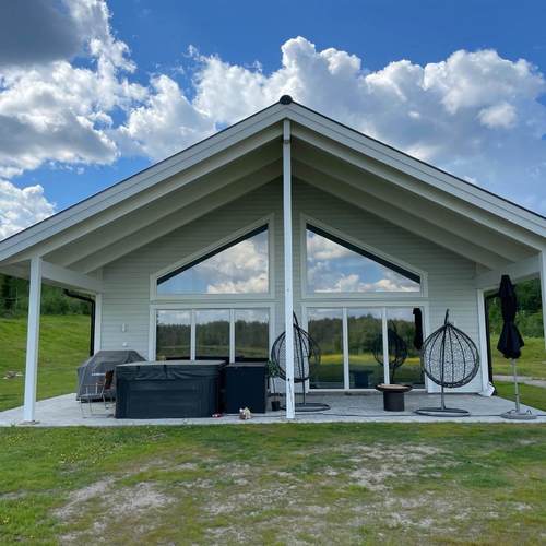 Omslagsbild till Solfilmsmontage Dalarna – Fönsterbytare via Alla Fönster