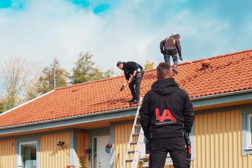Företagsbild från GÄVLEBORGS TAKVÅRD AB