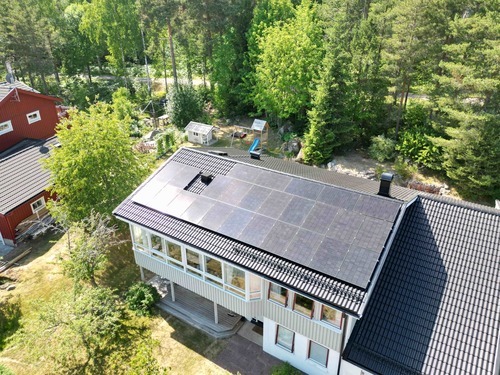 Bild solceller villa