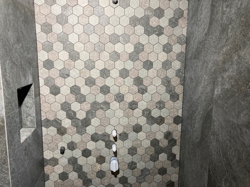 Dusch i Sälen kakel hexagon