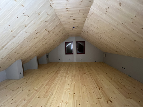 Företagsbild på Villaspecialisten i Dalarna AB – Ett takföretag i Gagnef 2024