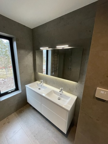 Företagsbild på Sörmlands Mur & Platt AB – Ett badrumsföretag i Nyköping