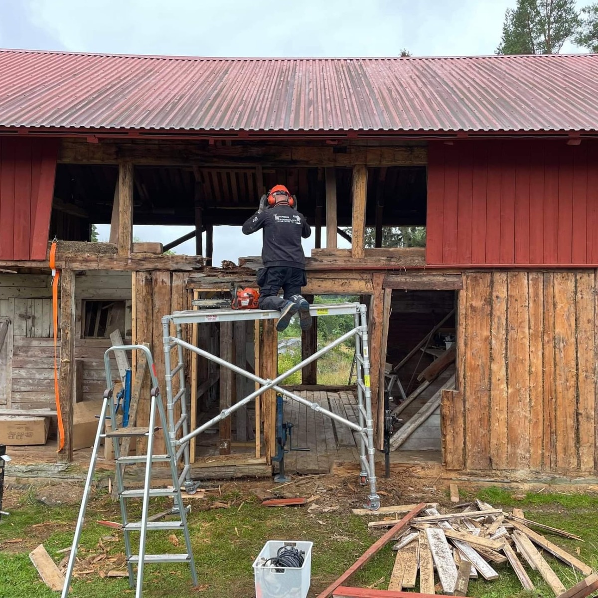 Företagsbild på Tankreds Byggservice AB – En snickare i Östergötlands län