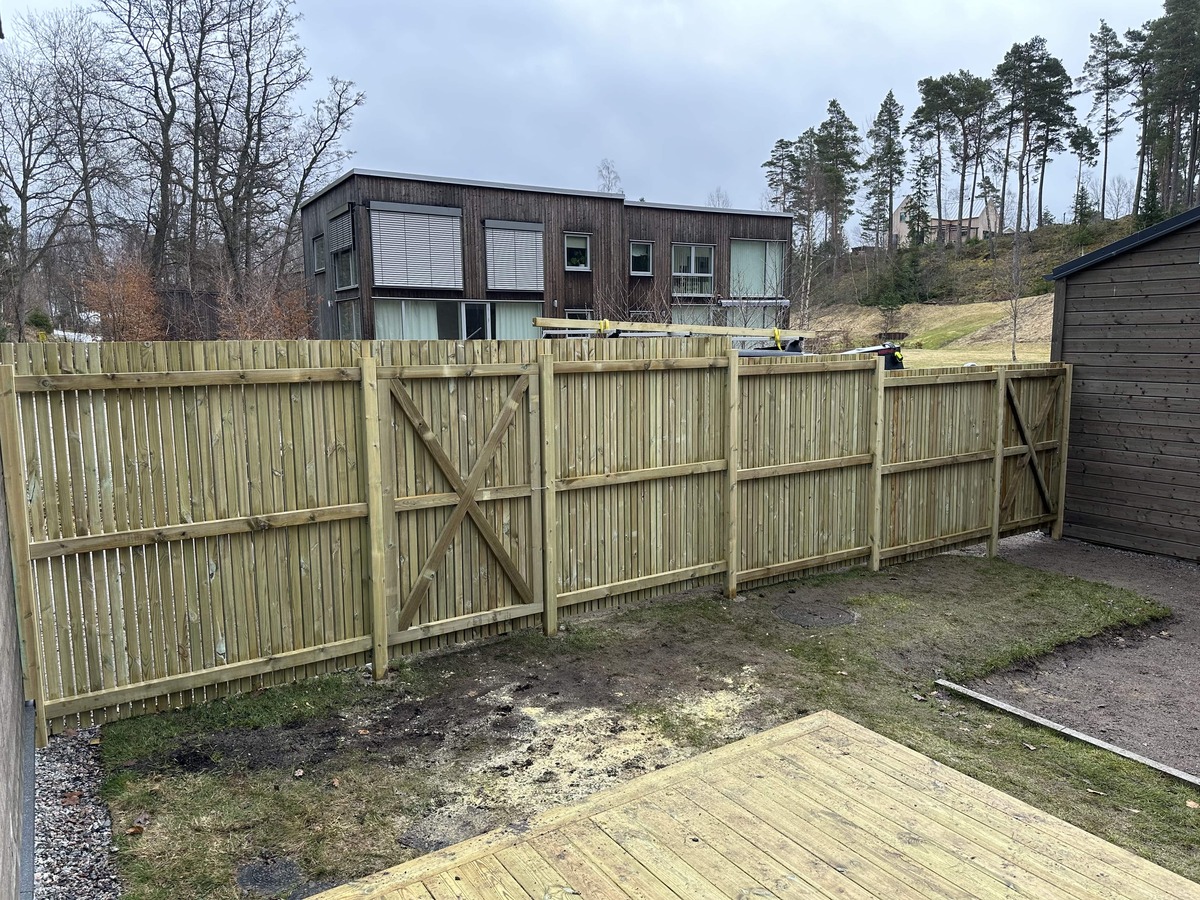 en form av utbyggnad - altan en form av utbyggnad - altan