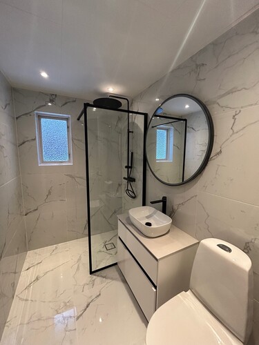 Företagsbild på Byggservice Lbg AB – Ett snickeriföretag i Örebro län