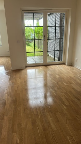 Företagsbild på A.L Group Helsingborg – Ett städföretag i Vänersborg 2025