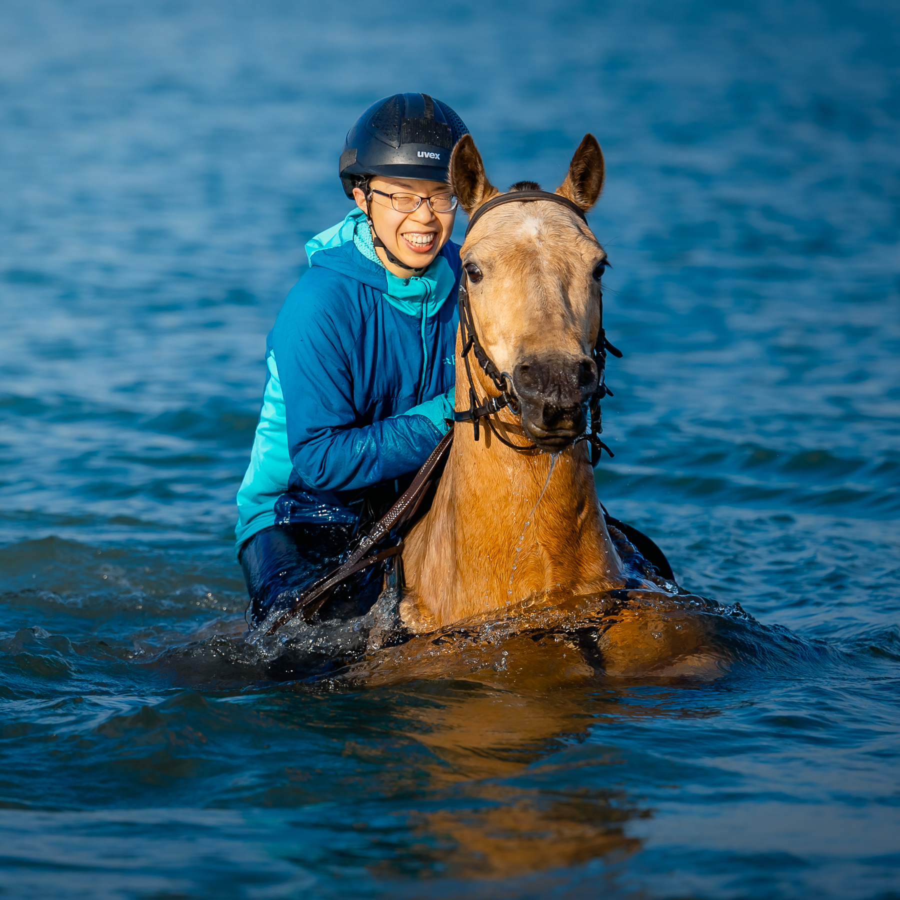 It’s not just “turn up and hope” – your beach shoot is timed to the minute