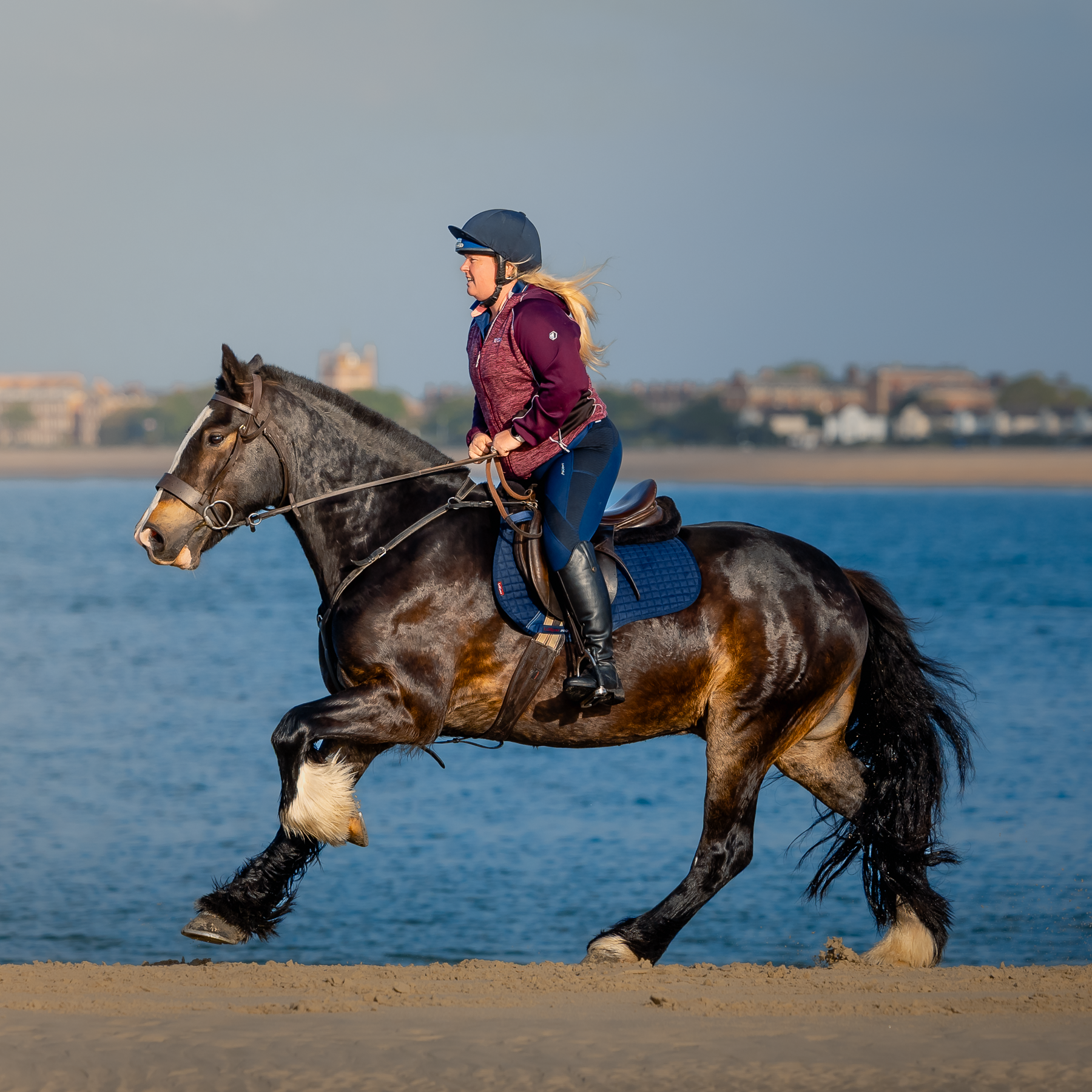 It’s not just “turn up and hope” – your beach shoot is timed to the minute
