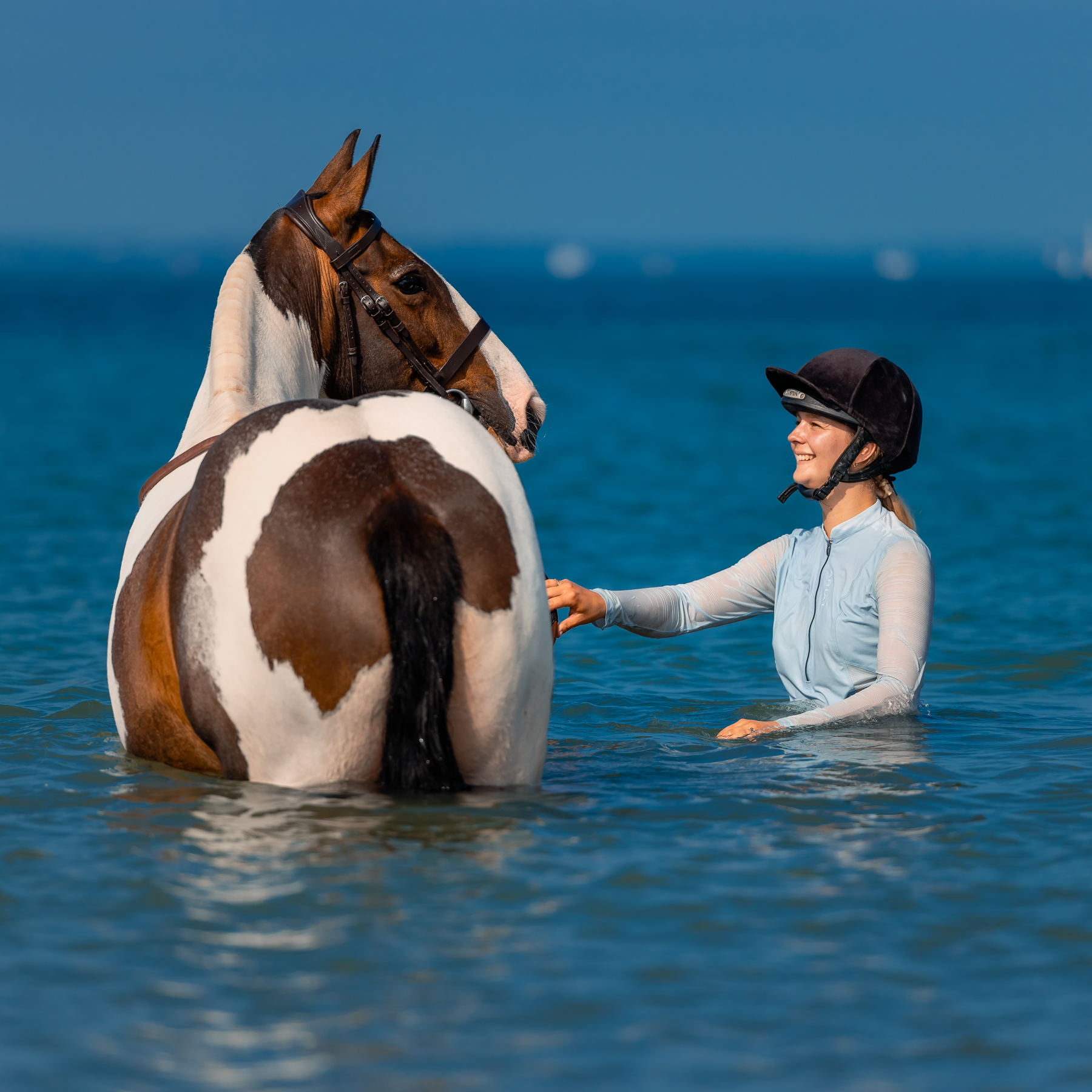 It’s not just “turn up and hope” – your beach shoot is timed to the minute