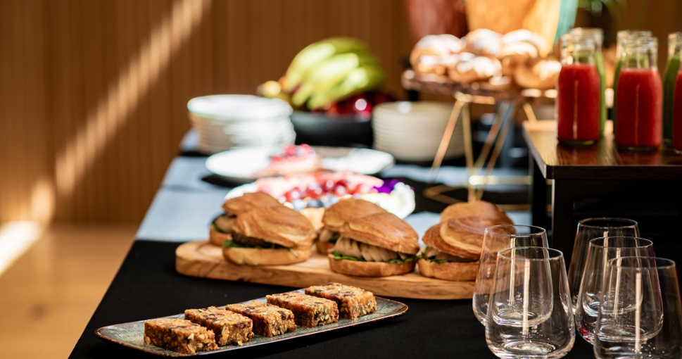 Breakfast at 10-11 Carlton House Terrace