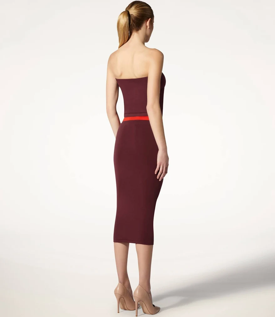 wolford fatal dress red Hot Lobster Convertible SZ M with an elegant style that transitions effortlessly from casual days to elevated evenings Elevate your holiday season with