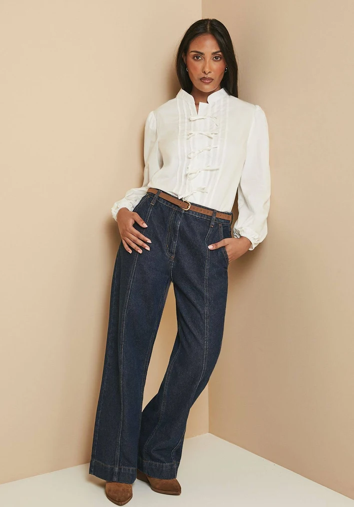 Aisle-3 Wallis Women's Petite Pintuck Tie Front Blouse