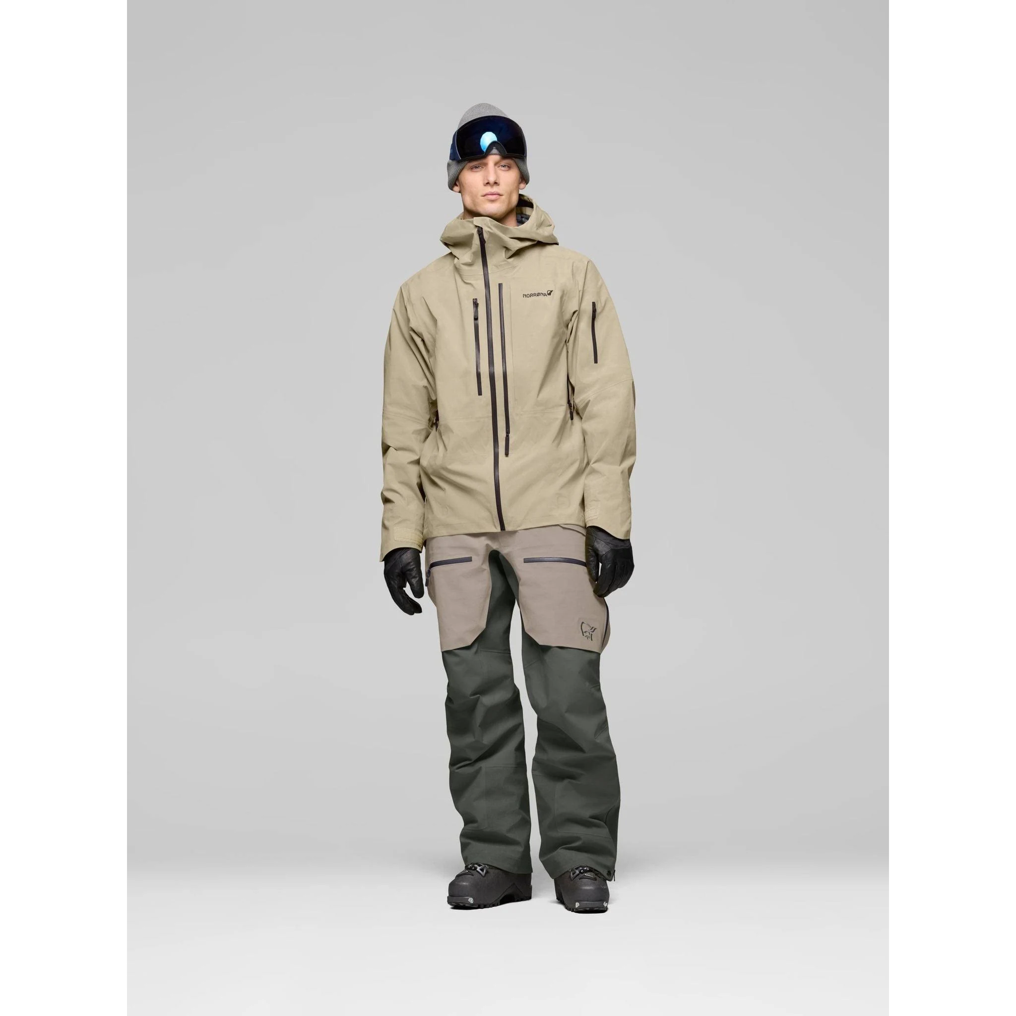 Aisle-3 Men Norrona Lofoten GTX Pro Jacket