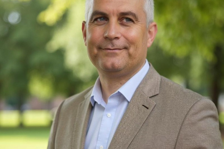 Ian Davidson