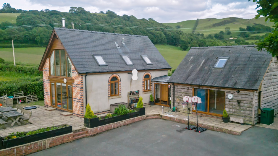 £2,755 to replace mattresses and bedding