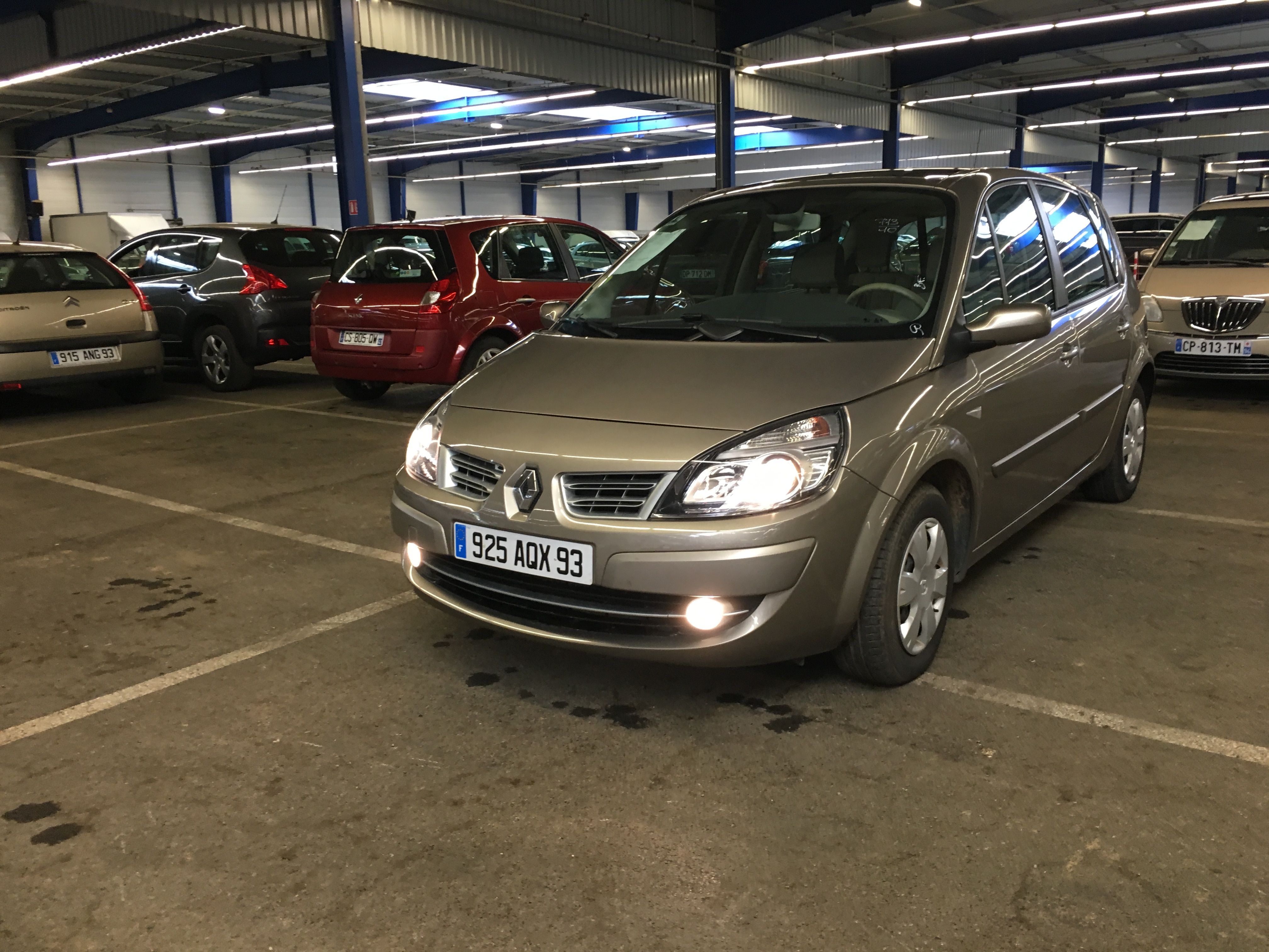 Renault Scenic Ii 07 06 04 09 Scenic 1 6 16v Latitude Alcopa Auction