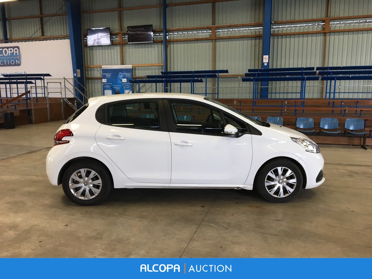 Peugeot 8 Affaire 8 Affaire 1 6 Bluehdi 75 Bvm5 Premium Pack Alcopa Auction