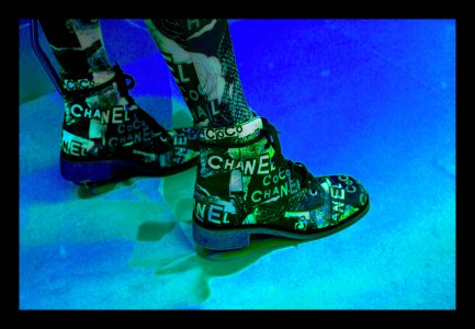 Avenue de Montaigne, Série 04, D18.