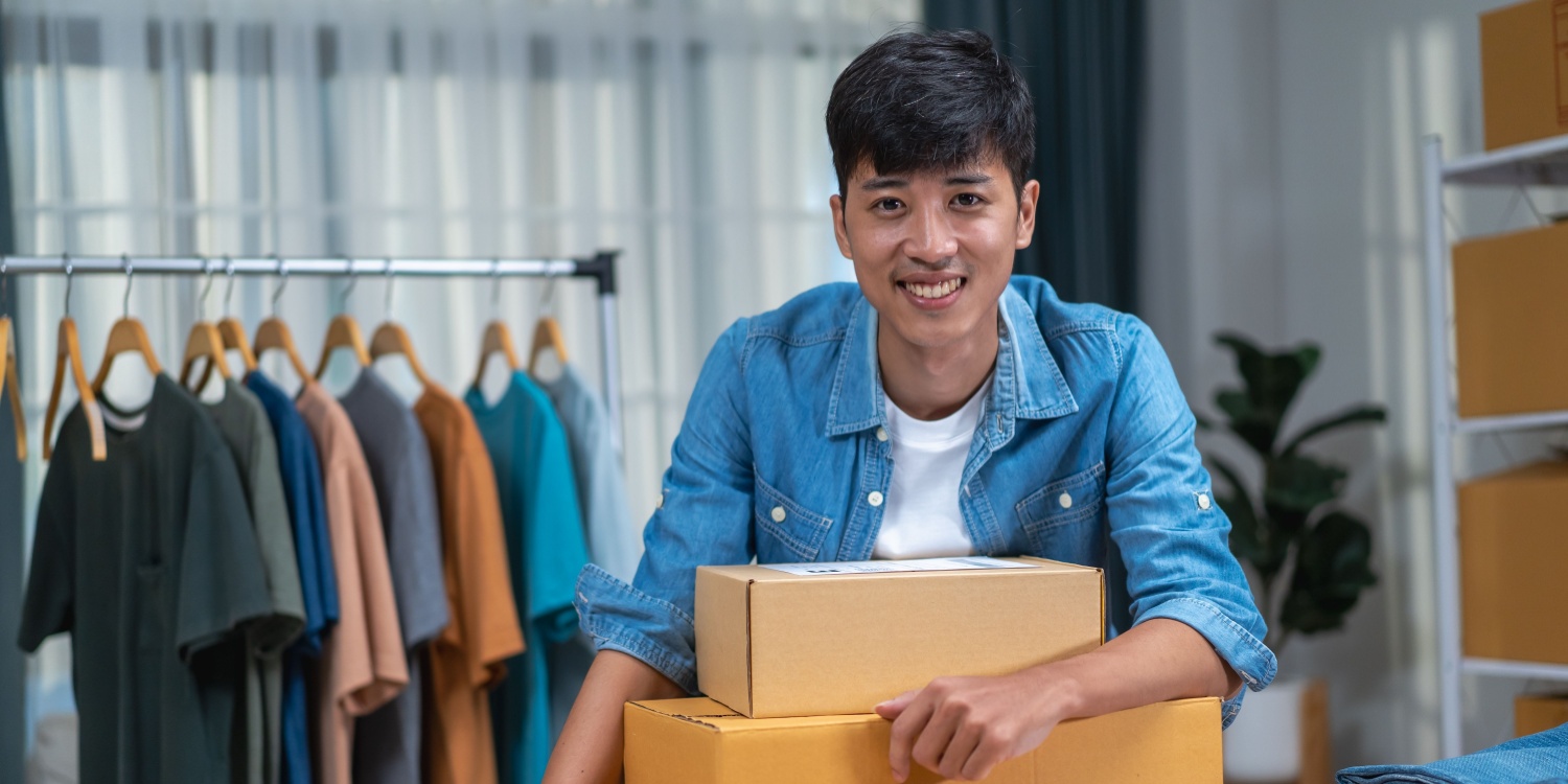 Thumbnail for How to start a dropshipping business in the UK.