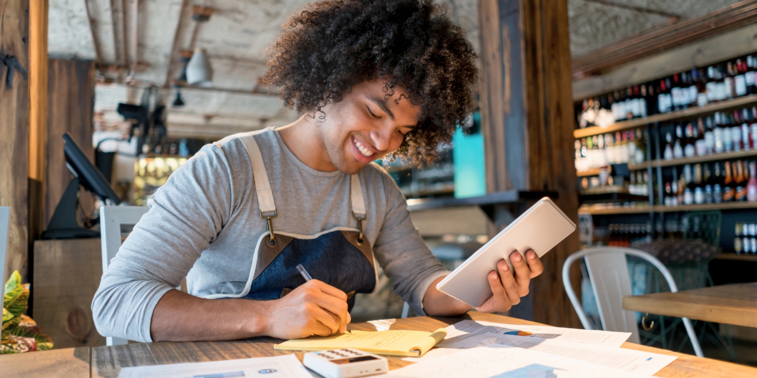 Thumbnail for How to manage bookkeeping as a small business.