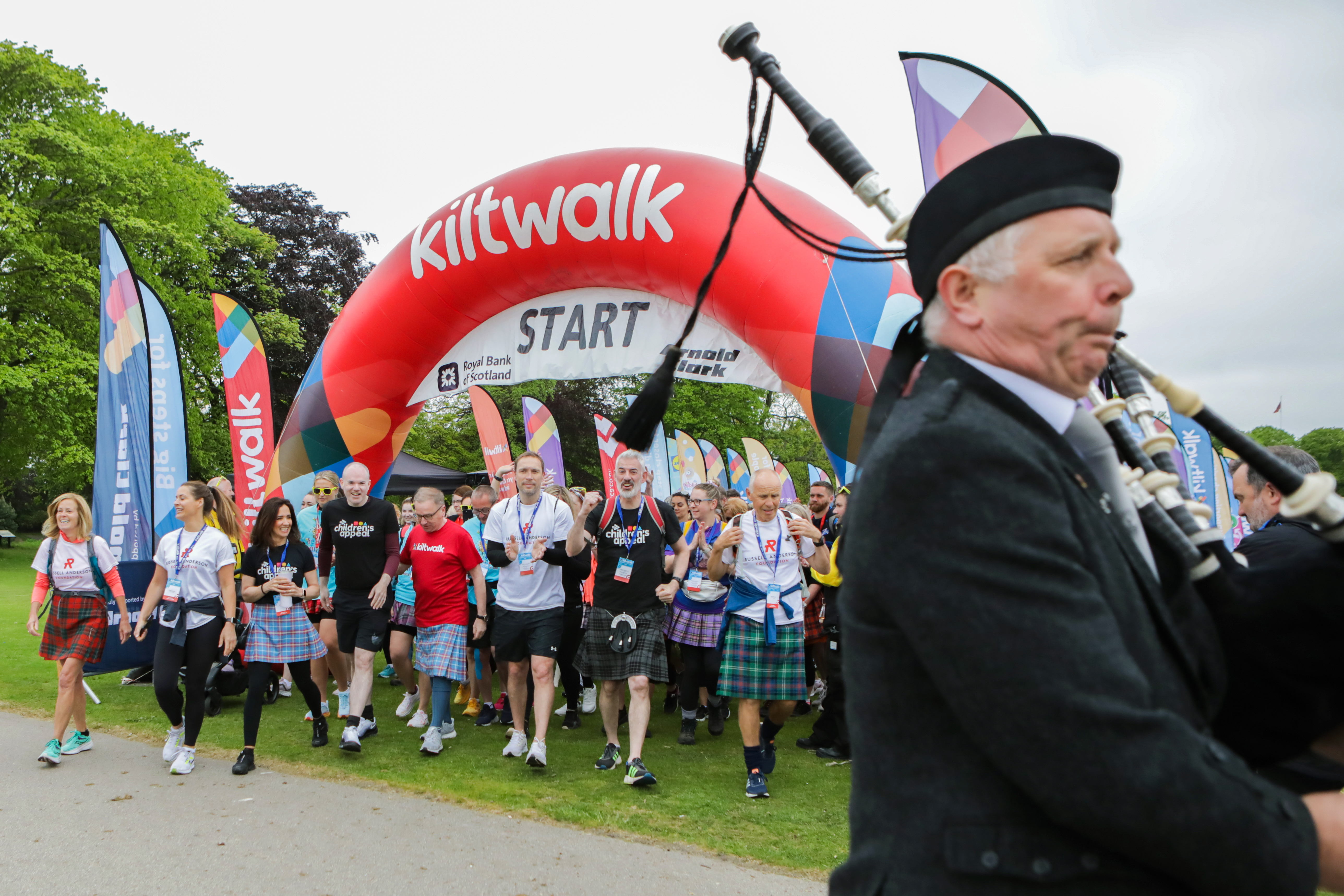 KILTWALK ABERDEEN 23 AH78 A6411
