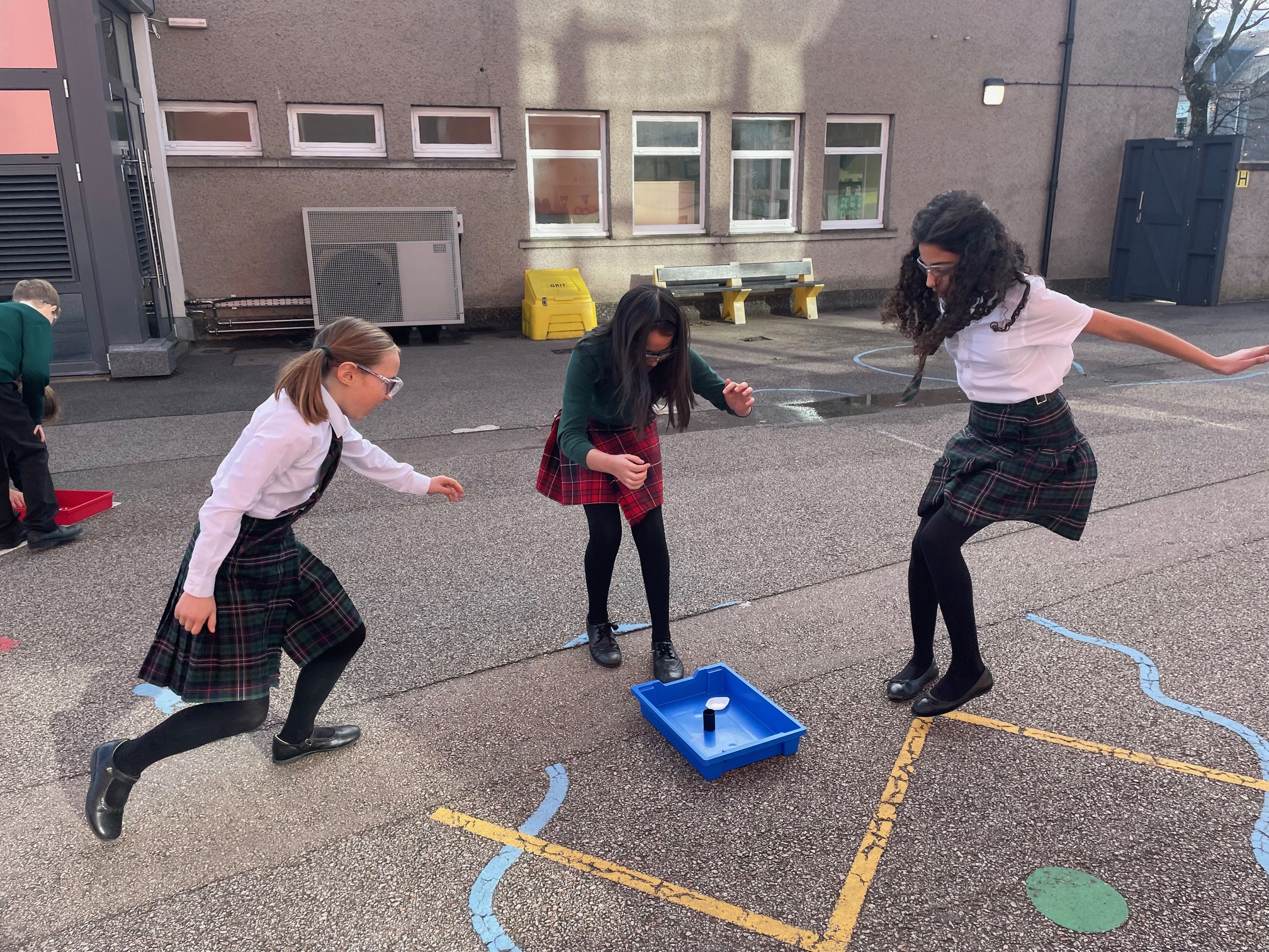 albyn school chemistry week