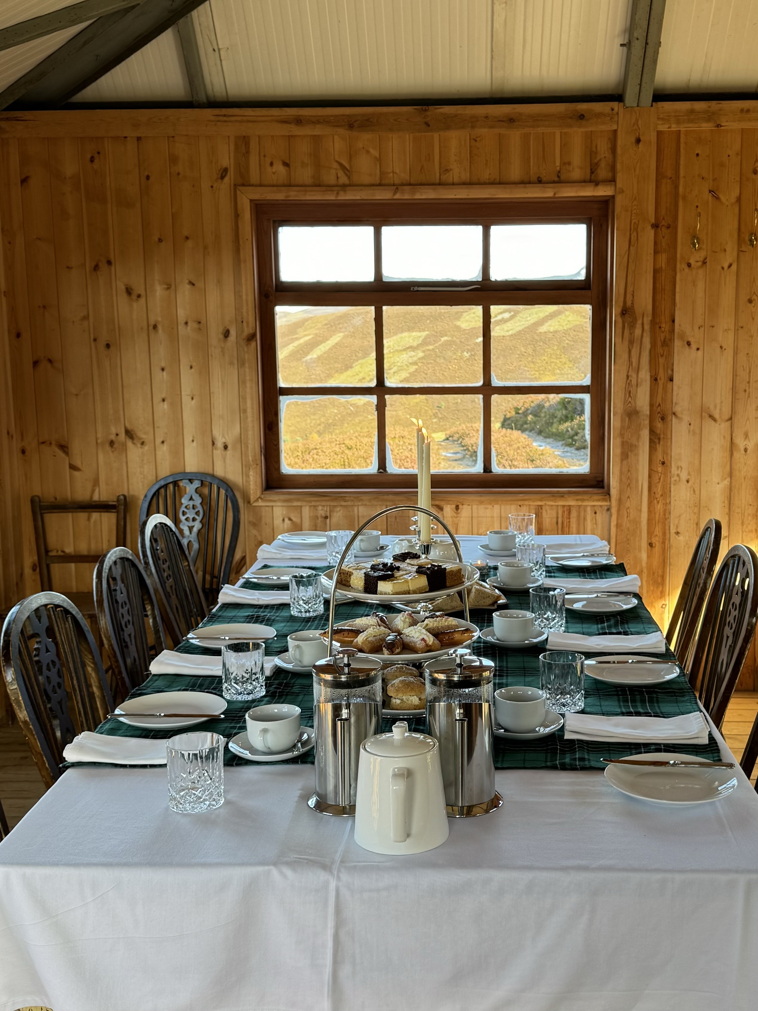 Lunch in shoothing hut