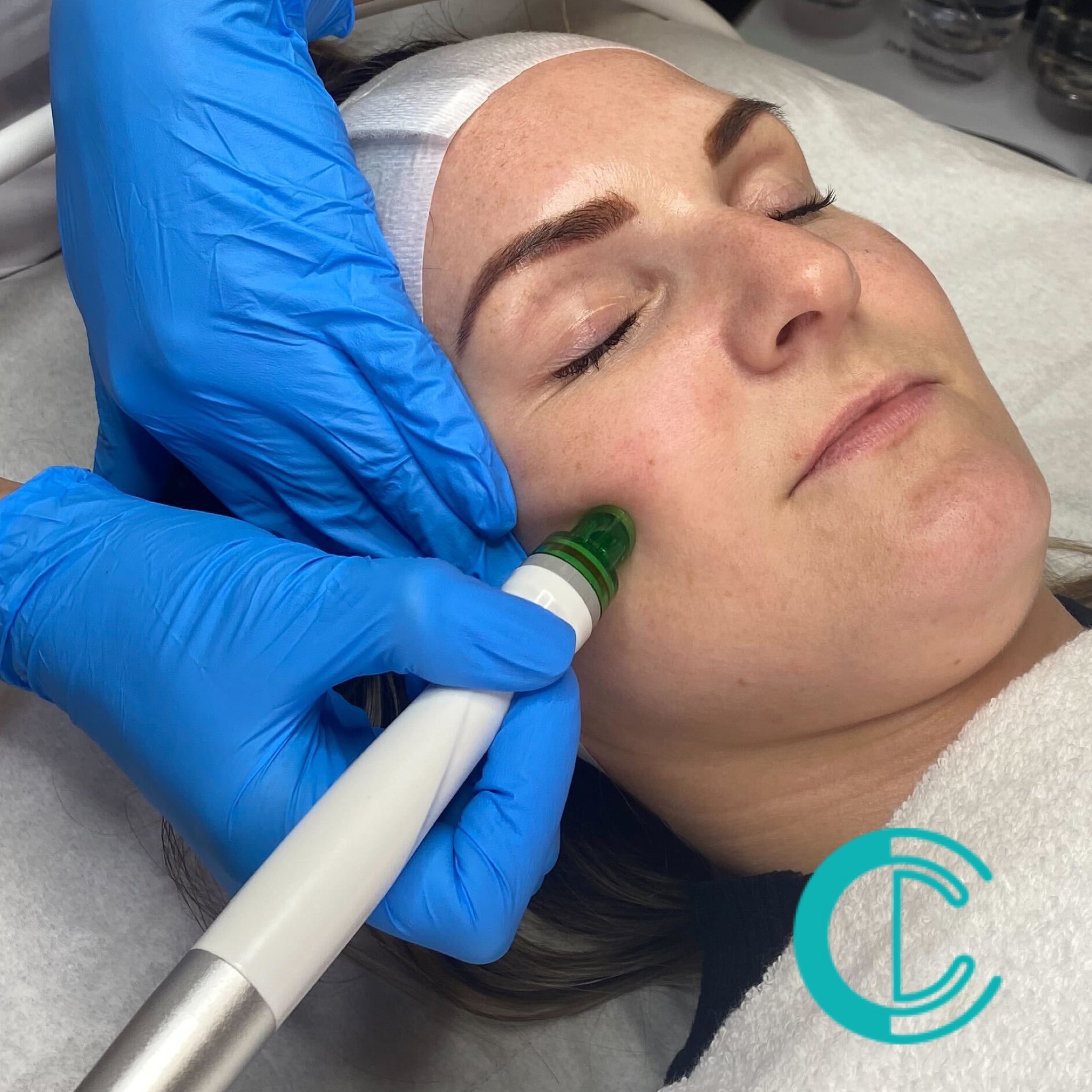 Hydrodermabrasion Facials Training Course