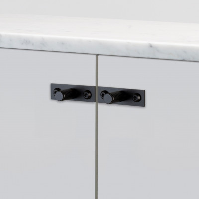 Furniture knob, plate, linear