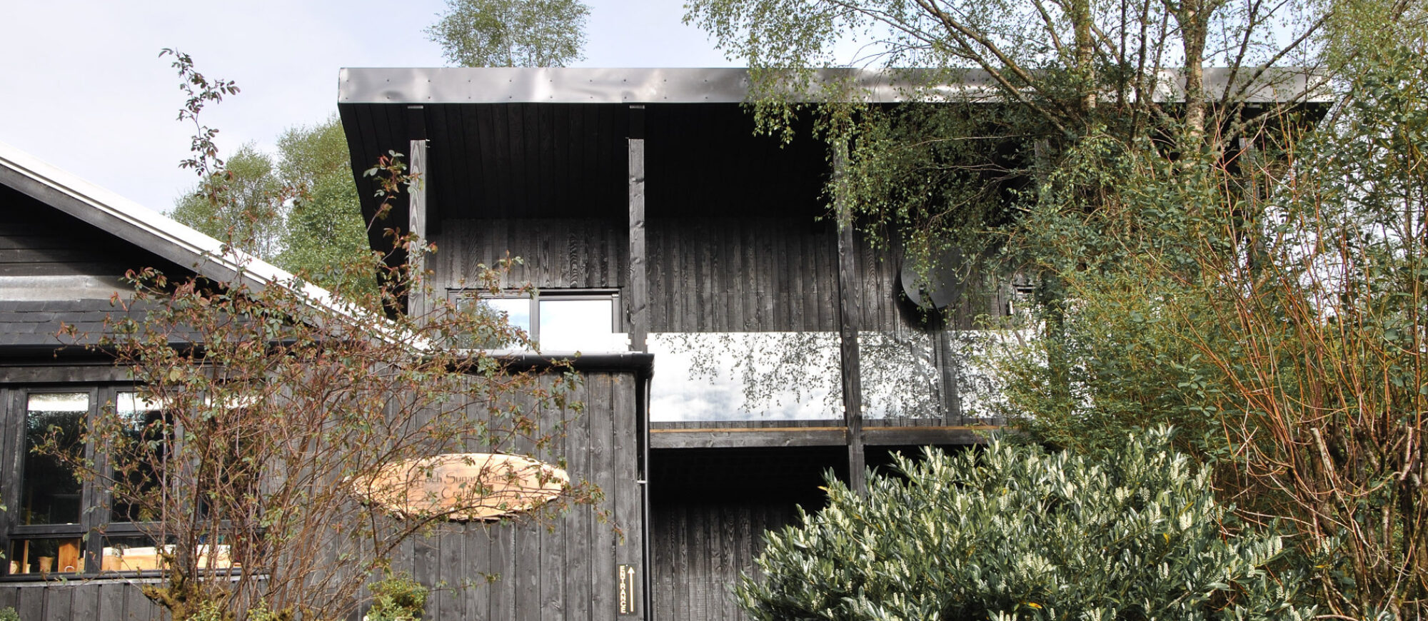 HRI MUNRO Hillside Chalet 4445