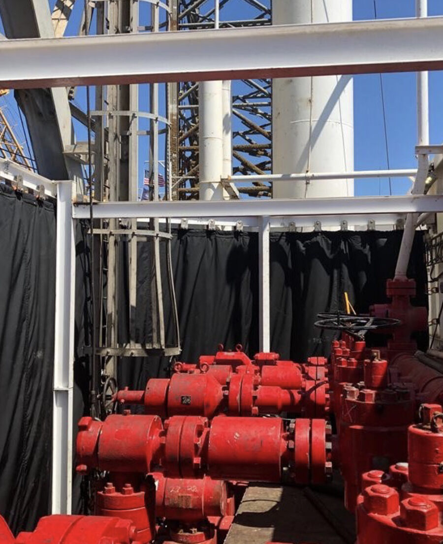 Offshore blast curtains