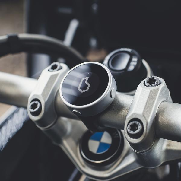 Beeline Moto Satnav Silver Motorcycle GPS Navigation