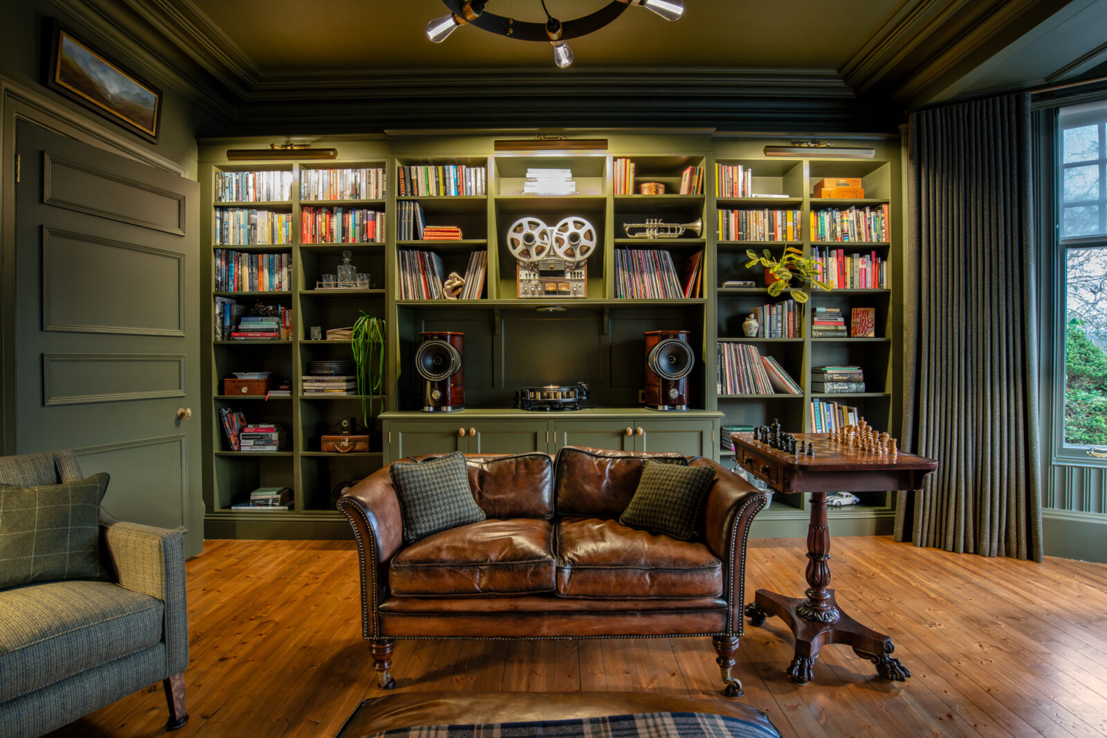 LoRes_Lethenty-Whisky-library-12.24-001.jpg