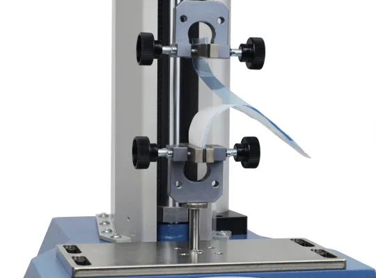 T-peel mounting of sterile packaging seal T-peel mounting of sterile packaging seal