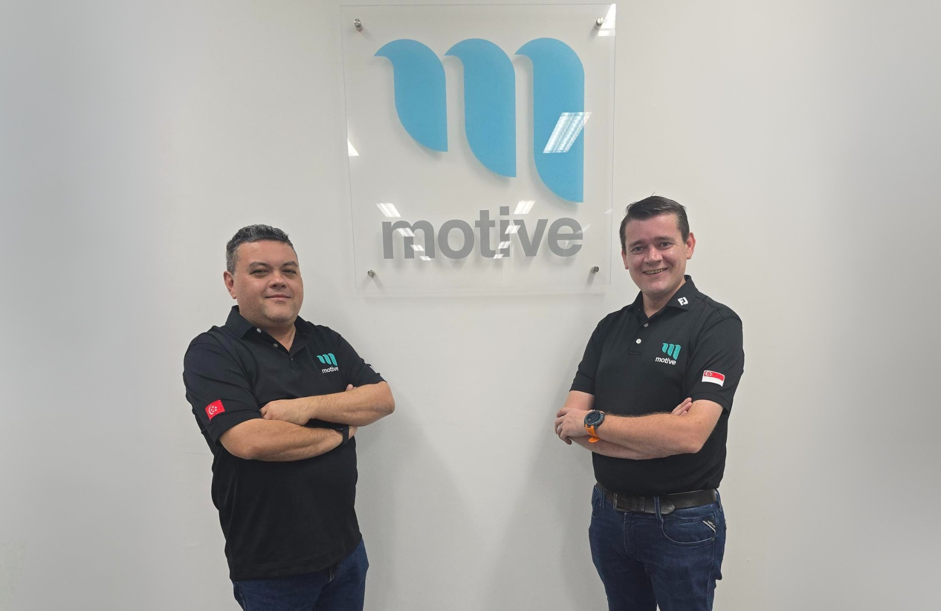 Adrian Danny ext canvas