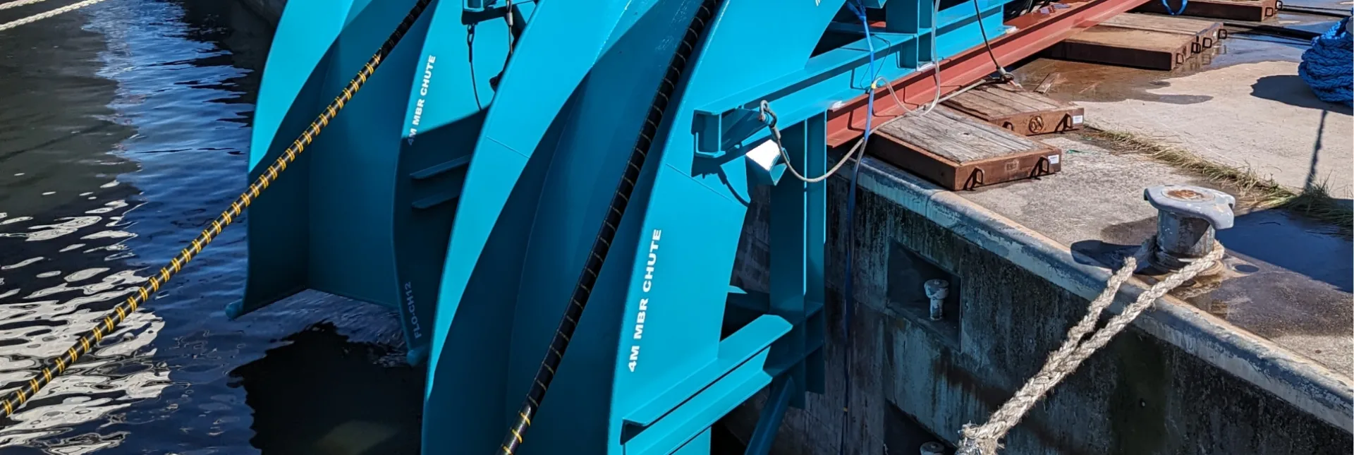 Overboarding Chutes Slider 1