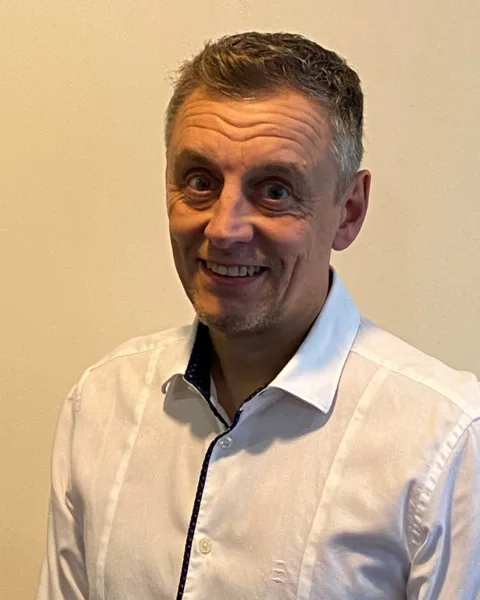 Darren Hodgson
