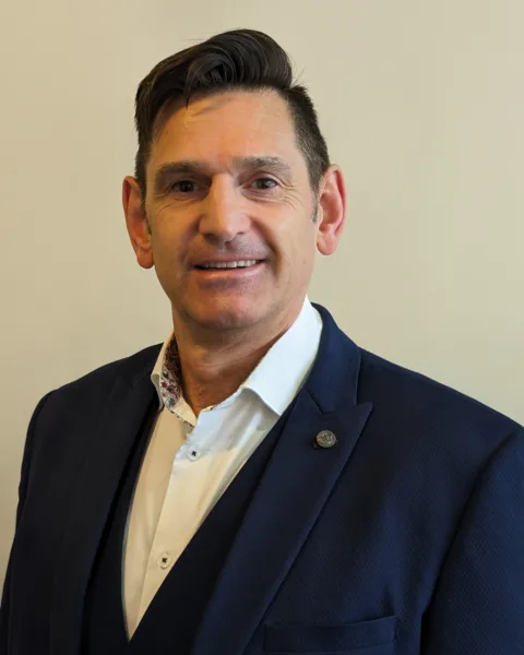 Alastair Robertson