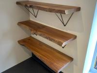 Waney edge Elm shelves. These have been made for a kitchen to add natural life to the room. The grain in the wood has been drawn out, showing it off using osmo_uk polyx oil
.
.
The brackets are a simplistic and a beautiful feature from the thehairpinlegco 
.
.
Let me know what you think or this is the sort of shelves for you 🙌🏼