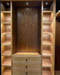 Mr B changing room 🤩

I can not wait to get all his clothes out of storage and create some organisation.

Handles in all dressing rooms were kindly gifted by thehairpinlegco 

#dressingroom #batchelor #selfbuilduk