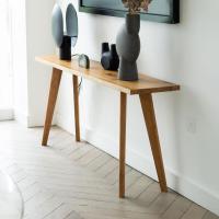 Our Tapered Oak Table legs are back! 

Made with the same love and care as our hairpin legs. 

👉 They’re finished with hard-wearing wax oil. 
👉 Made from responsibly sourced, European Oak. 
👉 And if they’re not quite right for your project? Free returns within 60 days. 

#thehairpinlegco #hairpinlegco #woodentable #woodentablelegs #diytable #woodinterior