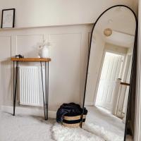 Mirror Mirror✨
She has finally arrived 🥰 my beautiful new Liberty Arch Mirror from williamwoodmirrors - isn’t it gorgeous! This makes the landing area finally complete from when we panelled it last month - the satisfaction at finishing an area is next level. (I tell you what though I’m dying to paint the light fitting black like the ones downstairs...) What’s the latest project you have finished?

[Contains previous PR products]

#panelling #panelledwalls #panellinginspo  #archmirror #mirrorpic #mirrorpics #mirrormirror #radiatorcover #consoletable #shelfie #shelfstyling #shelfiedecor #shelfiestyling #naturalhessian #scandihome #scandistyle #neutralstyle #neutraldecor #neutralhome #neutraltones #baskets #hmhome #myhmhome #letterboxhome #mynewbuildnest #beautifulhomesfeature #myfeaturedhome #spotmyhouse #landingdecor #discoverunder20k