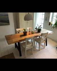 This one’s in Fulham, London. English Oak table with live edges. Finished with osmo_uk. And thehairpinlegco #handmade #customhomes