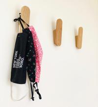 We seem to be accumulating more face masks by the week.  These simple oak wall hooks from thehairpinlegco are great for keeping them in one place.

#scandihome #simpledesign #scandiinteriors #interiordesign #hairpinglegco #facemask #wallhooks #oak #mask #home #homedecor