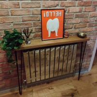There are three things we love about what we do; firstly the people we meet along the way, secondly the beautiful homes we get to see and thirdly turning a basic raw material into something that’s loved by others as well as us.

This stunning solid oak console table is the prime example of when all three elements come together - our fab client Nisha got in touch, we talked through options, looked at some snaps of her lush home and agreed a plan of action and hey presto this piece was born! A happy and awesome client, a beautiful home and we hope you agree a fab addition to the hall too! 

#consoletable #hallway #hallwaydecor #hallwayinspo #hallwayideas #beautifulhomes #interiordesign #interiorinspo #interiors #interiorstyling #dawesinteriors 

Legs made by thehairpinlegco 
Oak from hadley_reclaimed_ltd 
Tooling by festool_uk 
Finish by fiddes_woodfinishes 
Fixings by reisser_ltd