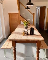 ..the dining table here at sedum house.  Loads of space for friends and family gatherings or working (not) from home ..