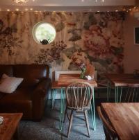 If you go down to the woods today... 🌳  Thrilled to see our hairpins at the beautiful @woodscafe in Cornwall 
V
V
V
#hairpinlegs #cafe #woodland #woodwork #woodworking #decor #interiordesign #wallpapers #cafe #cornwall #woodscafe #cardinhamwoods #ifollowcornwall #love_cornwall #kernow #interiordream #interiordetails #tablesituation #plantlover #interiorboom #nestandthrive #interiorinspo #interior_design #myinterior #flashesofdelight #kitchentable #interiorismo #interior #interieurs #thehairpinlegco