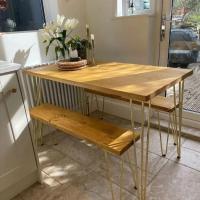 Last weekend to order dining tables for Christmas delivery! 

Order before the 14th November to ensure delivery before Christmas 🎄 

Great customer photo rocking the 'Rustic clear' stain and premium brass legs. 

Stain allfinishes 
Legs thehairpinlegco 

.

.

.

.

.

#diningtable #interiordesign #furniture #diningroom #homedecor #interior #table #furnituredesign #diningroomdecor #coffeetable #home #design #livingroom #diningchairs #sofa #diningchair #woodworking #decor #mejamakan #diningtabledecor #wood #customfurniture #interiors #dining #chair #interiordesigner #interiorstyling #handmade #diningroomdesign #suarwood