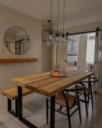It’s Tuesday, and I’m still obsessed with how a few scaffold boards turned into the heart of our dining room. Who says building materials can’t be beautiful?

#TransformationTuesday #DIYHome #ScaffoldBoardTable #DiningRoomGoals #HomeWithHeart #ModernRustic #NeutralDecor #HomeInspo #DIYFurniture #beforeandafter #diningroomdecor #décor #diningset